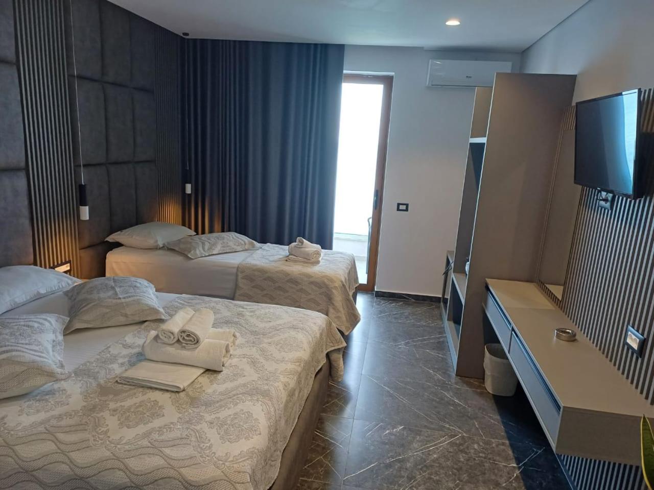 Blue Bay Hotel Saranda Kültér fotó
